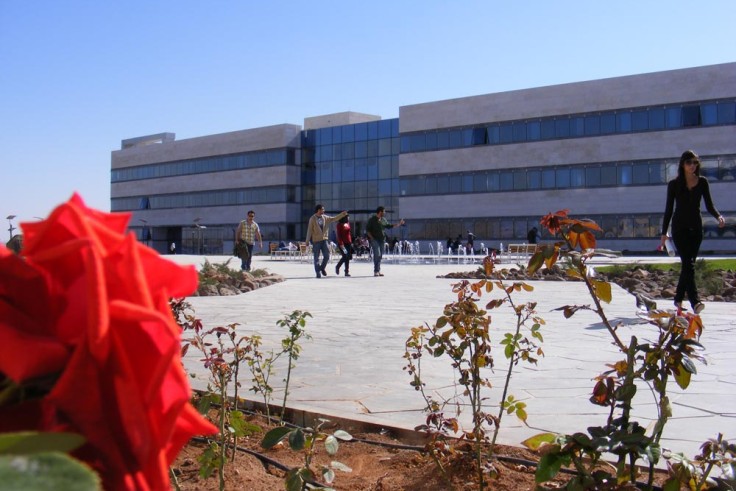 Arab International University/AIU