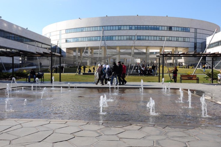 Arab International University/AIU