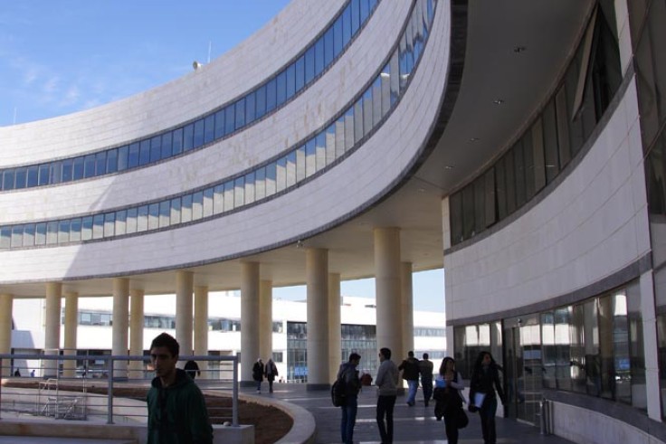 Arab International University/AIU