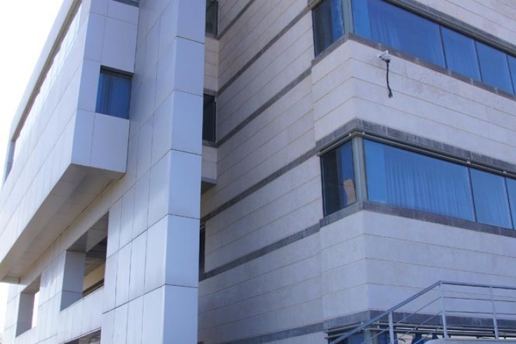 Arab International University/AIU