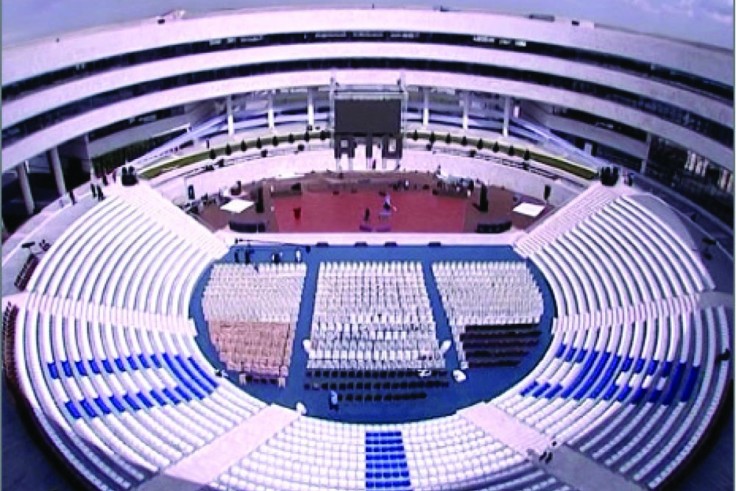 Arab International University/AIU